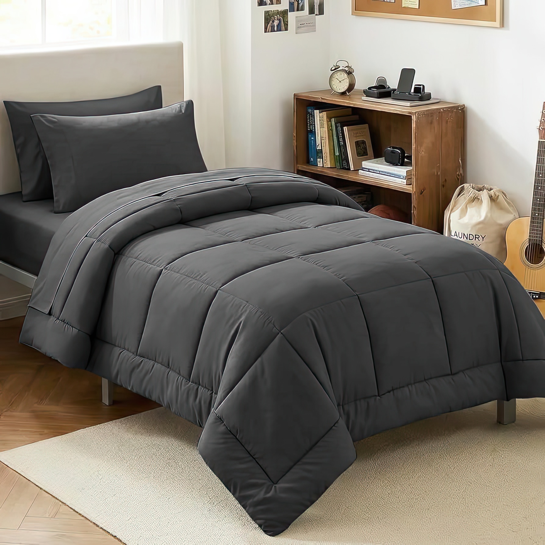 McMaster bedding in a dorm room setting